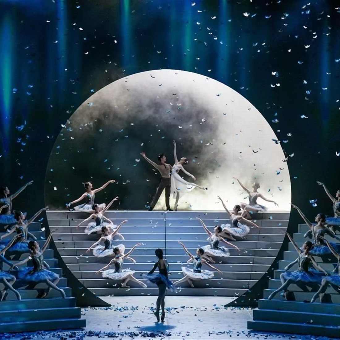 Suzhou Ballet Revives the Legend of Ancient Chinese Lovers