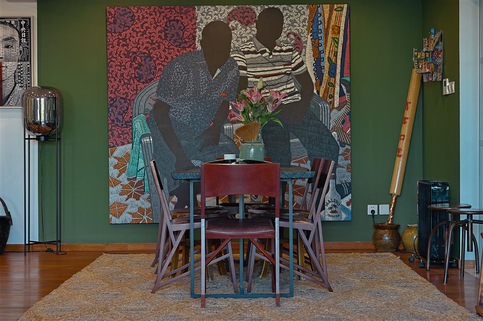 Light, Wood, and Wanderings: A Global Family's Warm Xuhui Haven