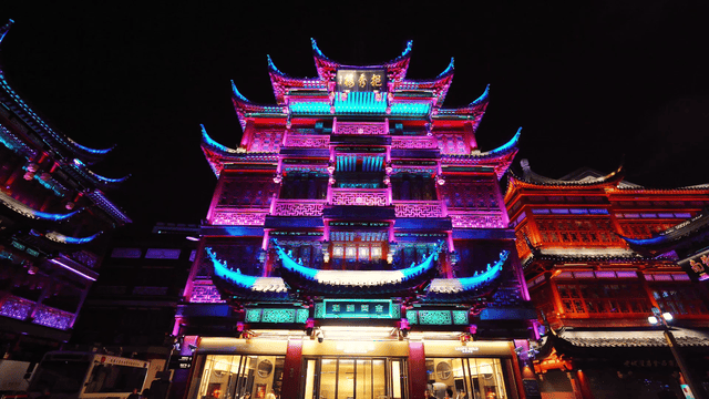 从灯会到光影革命:豫园商城如何用