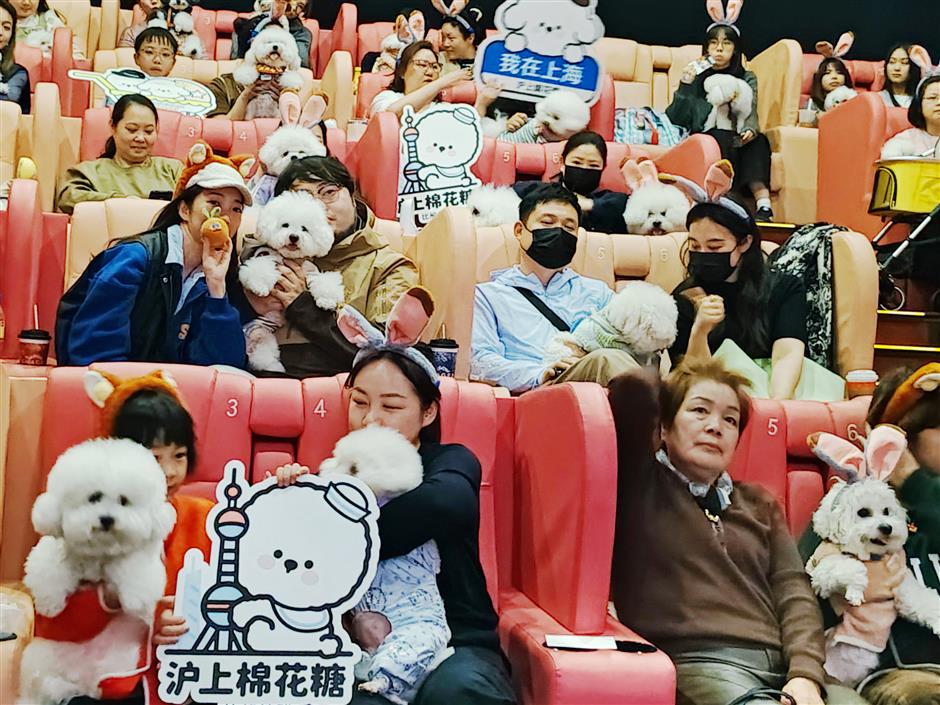 [Quick News] YES, You Can Bring Your Pets to the Cinemas Now!