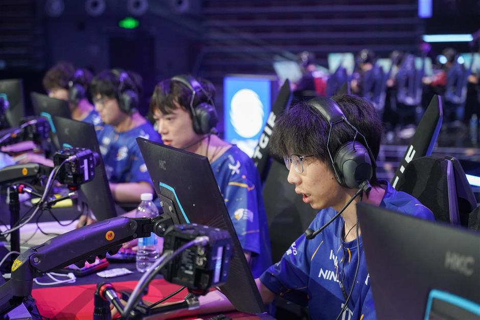 Over 100 Gaming Players Compete at 2025 Shanghai Esports Masters