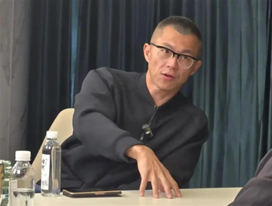 China Recovers Billions in Taxes from Celebrities, Gas Stations