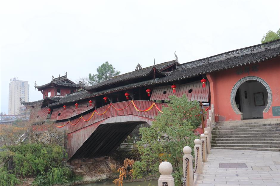 The Chopstick Trick that Reveals China's Forgotten Bridge Craft