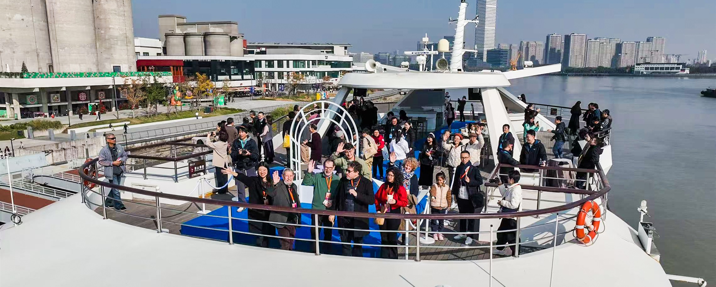 Shanghai in Verse: A City's Poetic Dialogue with the World