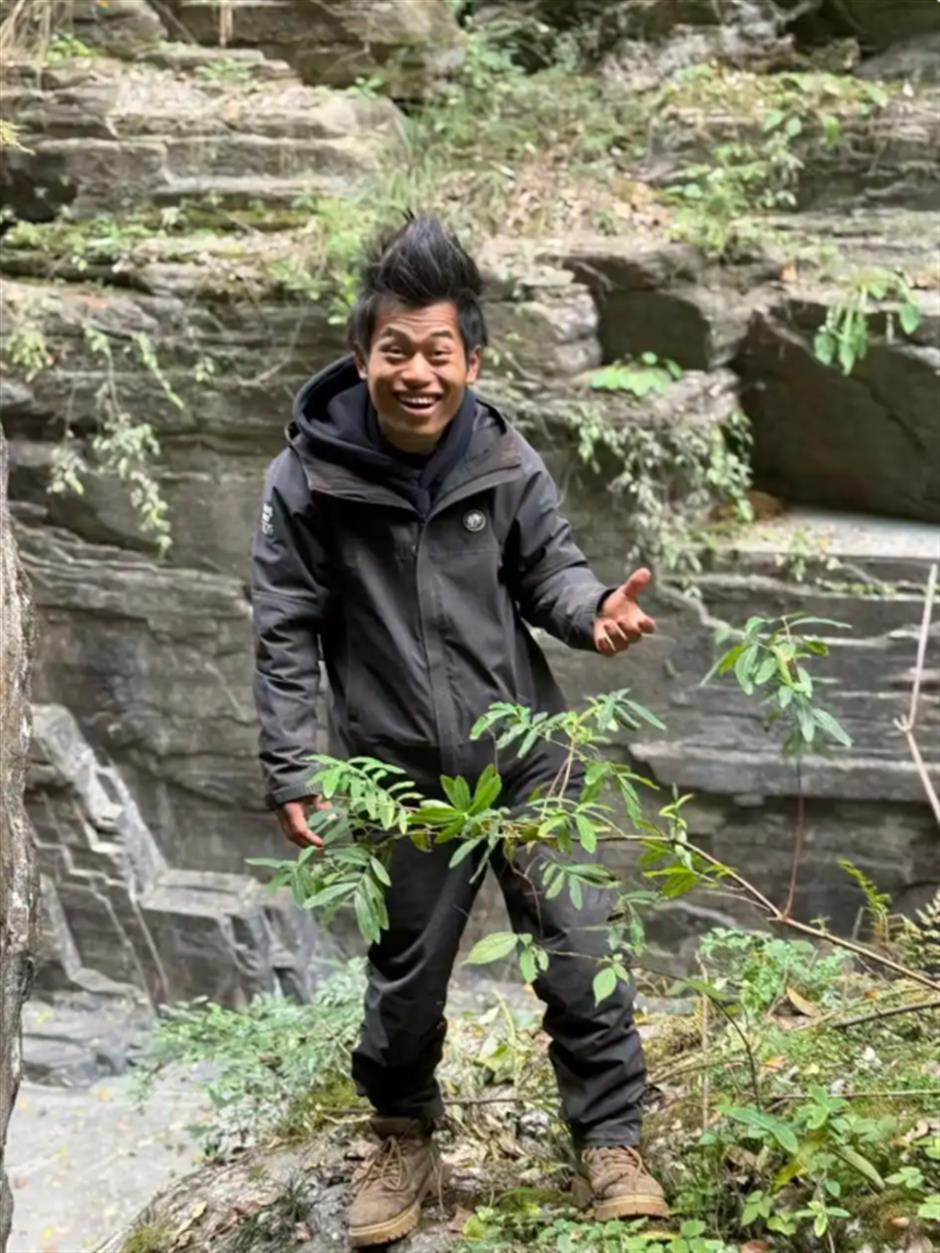 Cold Wave Forces Sudden End to China's Viral Survival Contest