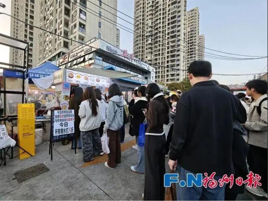 Snack Street Rallies to 'Pancake Uncle' Who's Battling Cancer