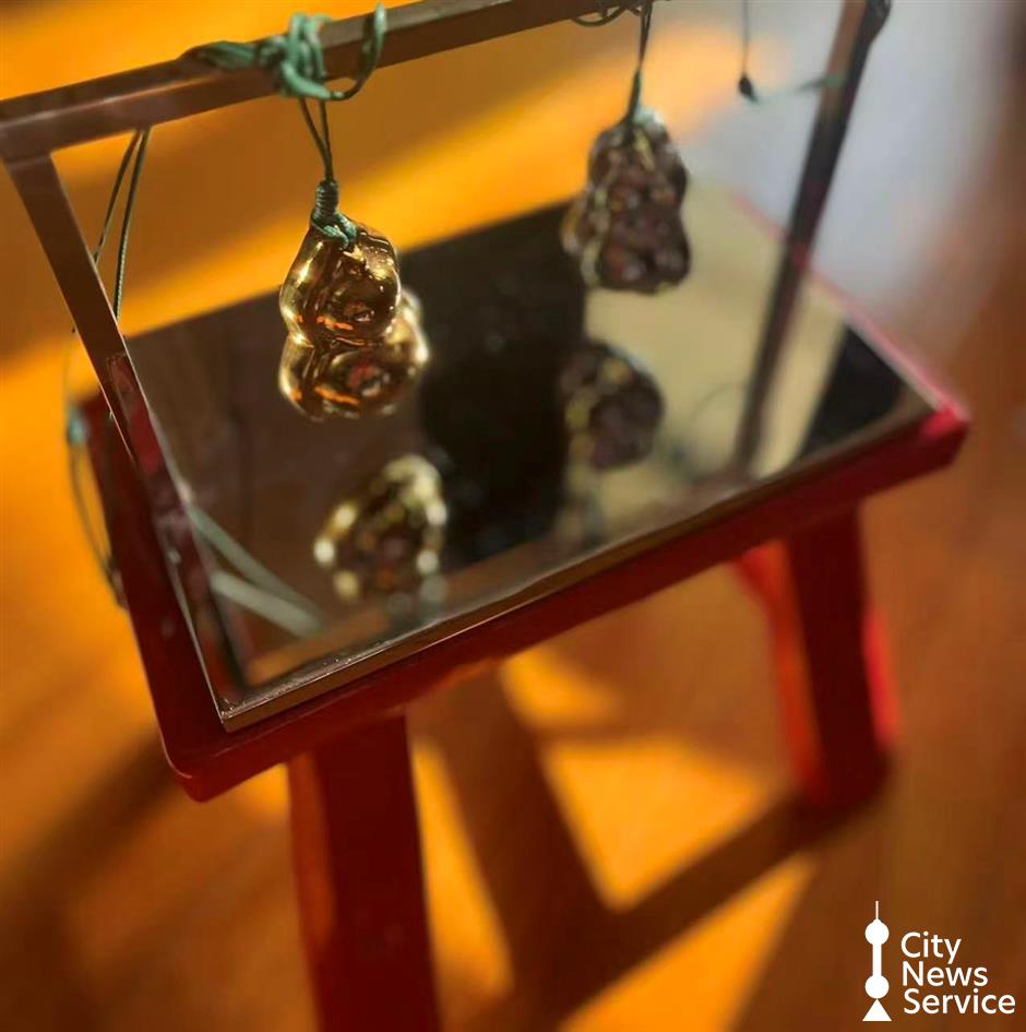 A Thoughtful Holiday Gift Guide: Modern Treasures Inspired by Chinese Heritage