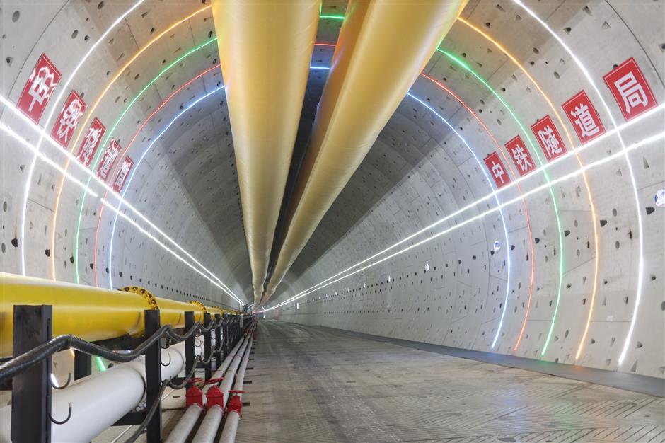 17-Minute Commute Between Chongming & Baoshan: Cross-Yangtze Rail Tunnel Hits Milestone