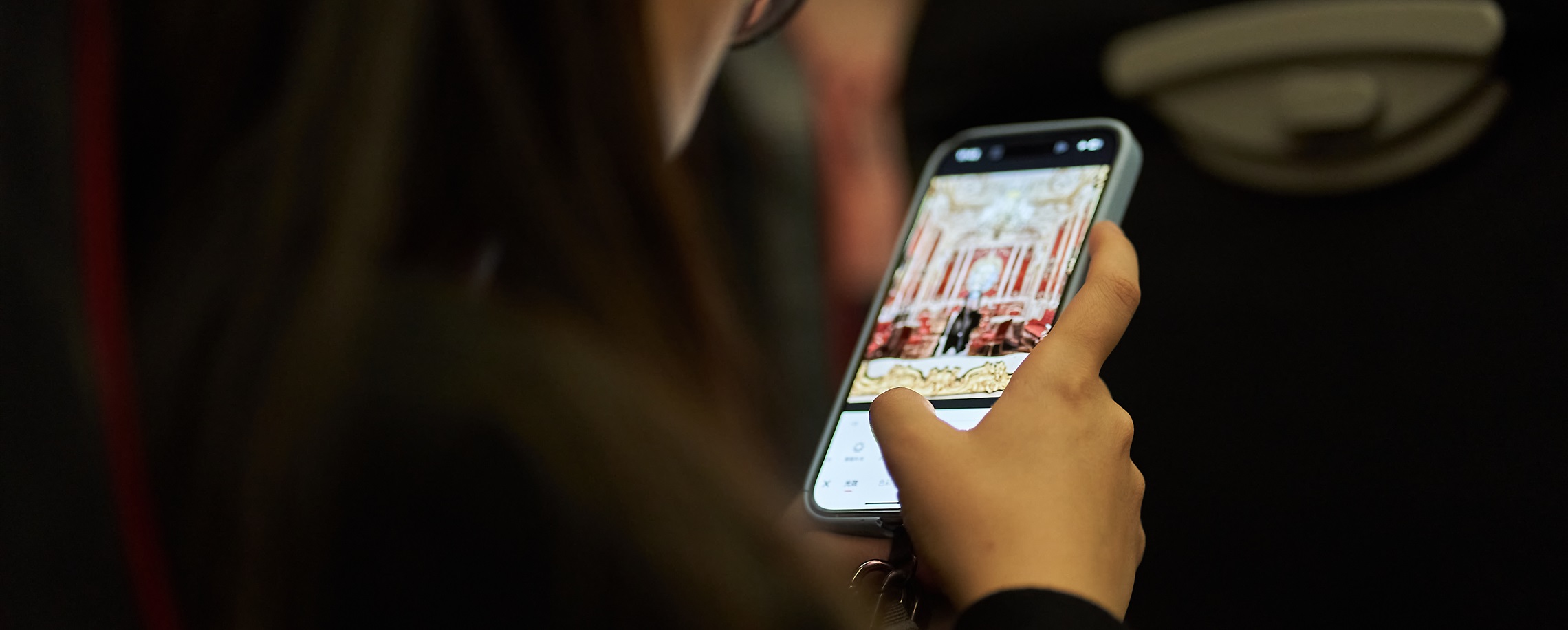 'Sending Indecent Photos to Friends Illegal' Rumor Clarified