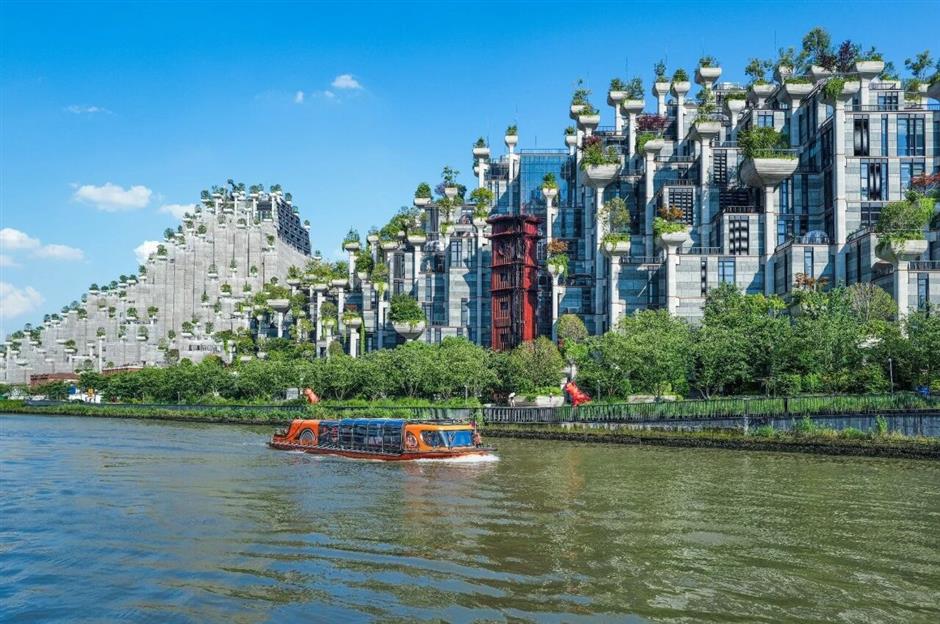 [The Big List] NYE Parties, Fireworks, Drone Shows, and MORE