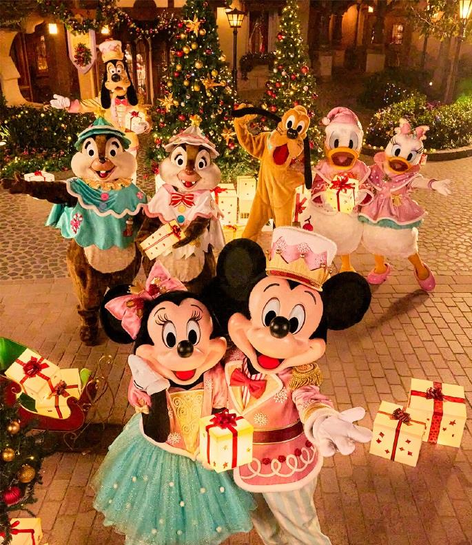 [The Big List] NYE Parties, Fireworks, Drone Shows, and MORE