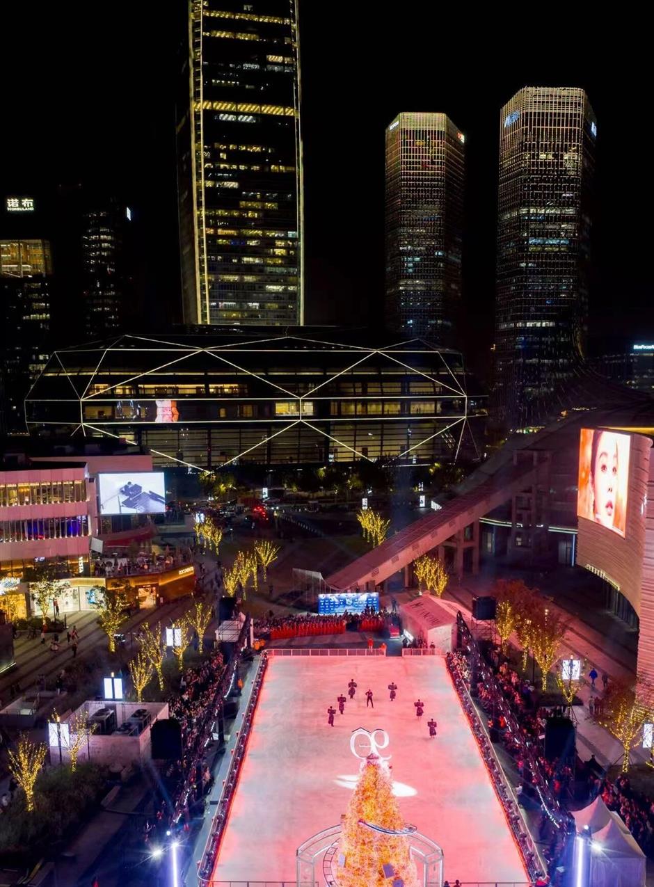 [The Big List] NYE Parties, Fireworks, Drone Shows, and MORE