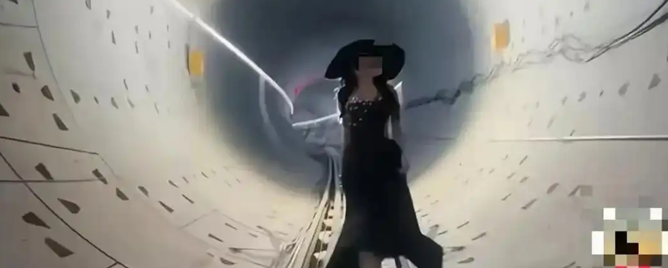 Unauthorized Photo Shoot in Shenzhen Metro Tunnel Sparks Probe