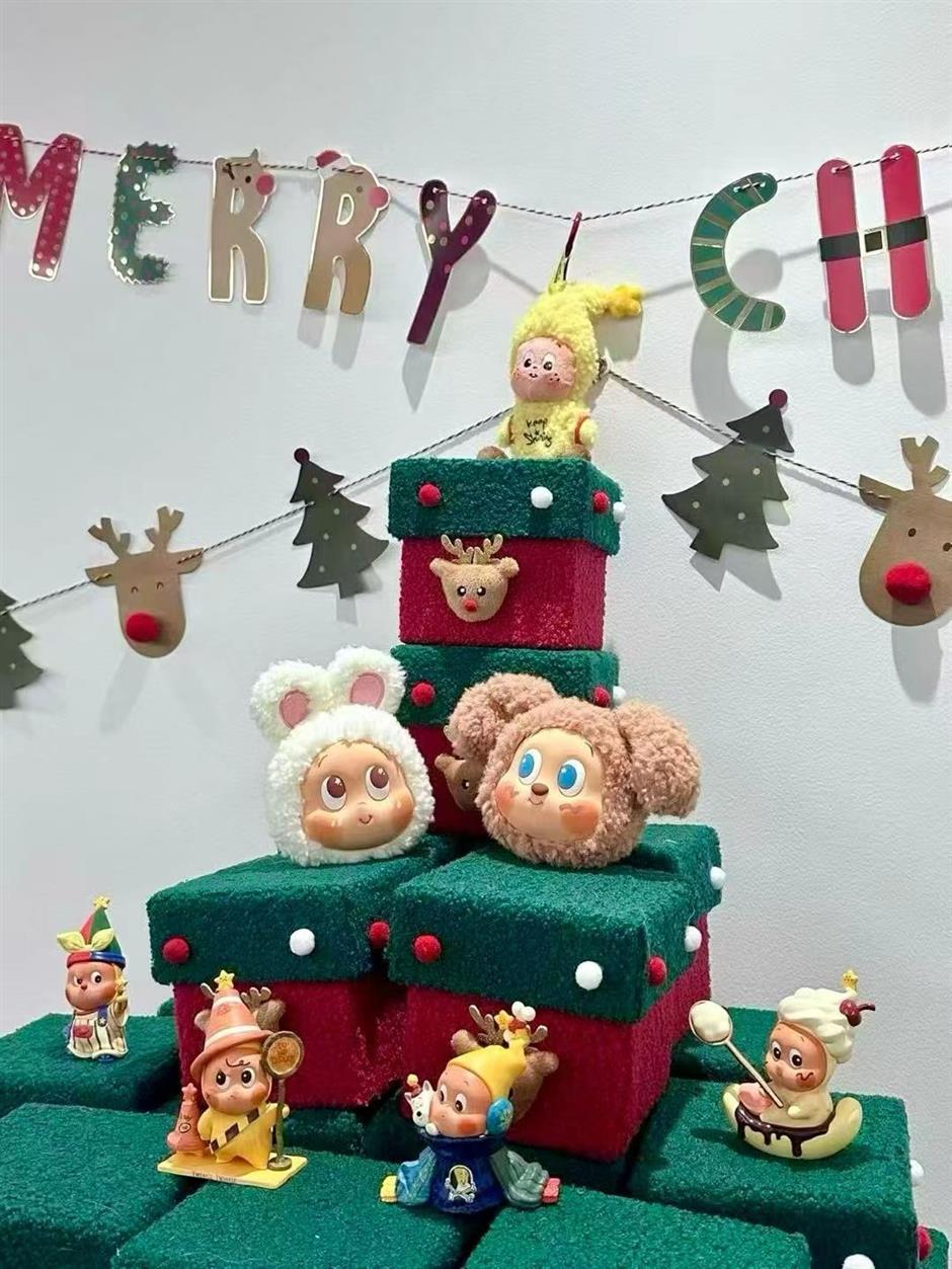 [See & Be Seen] A Merry Christmas from Everyone at CNS and SHD