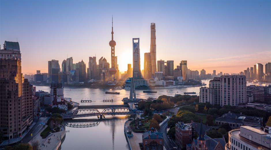 Multiple Travel Routes to Power Up Your New Year's Holiday