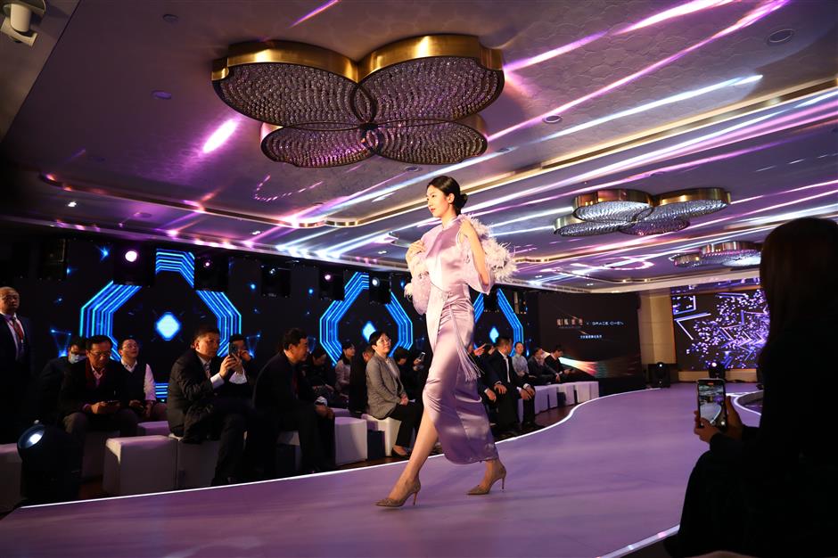 The Ultimate Guide For an Unforgettable Cruise Along the Huangpu River