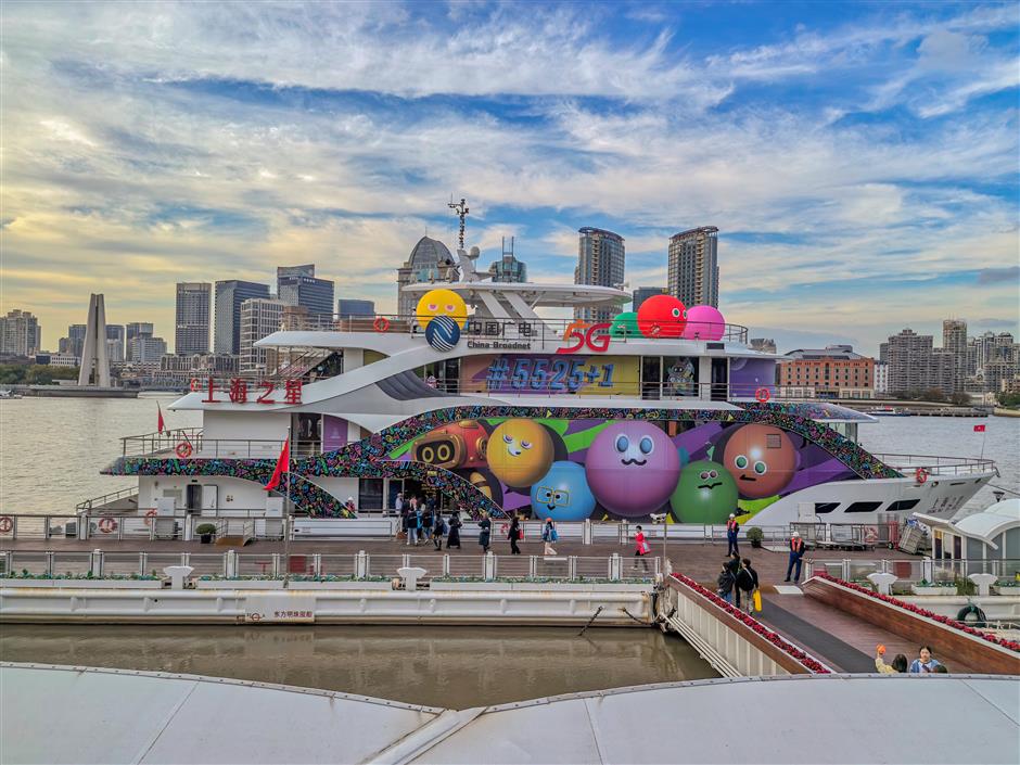 The Ultimate Guide For an Unforgettable Cruise Along the Huangpu River