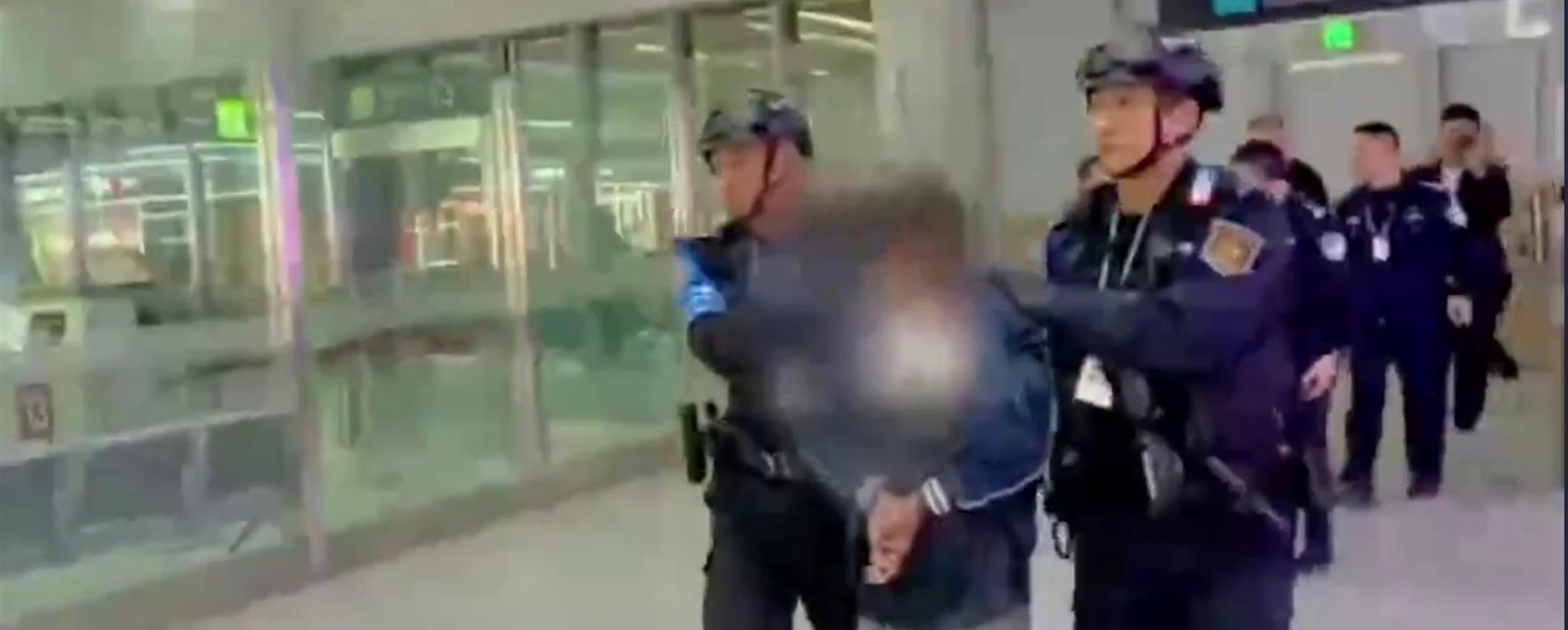 China Extradites Suspect of Serial Kidnappings, Murders from Philippines