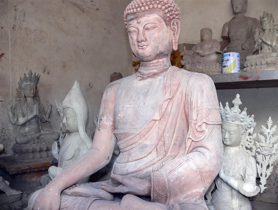 Regong Arts: A Golden Valley of Tibetan Faith and Color