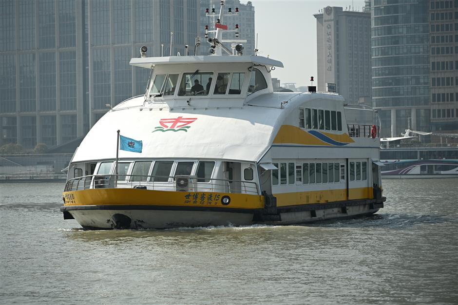 The Ultimate Guide For an Unforgettable Cruise Along the Huangpu River