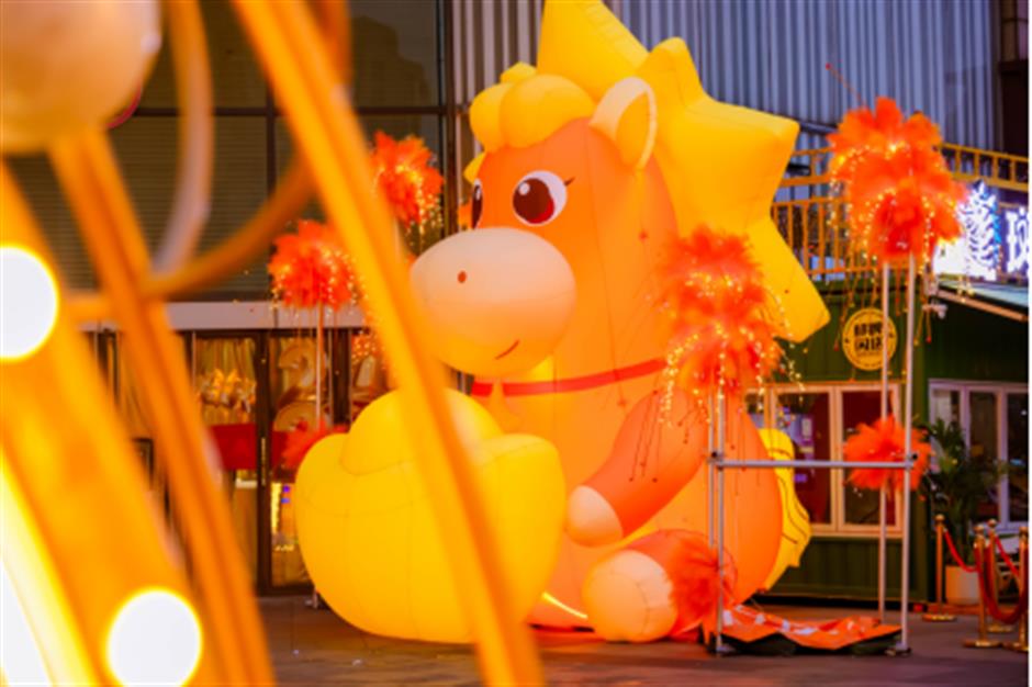 假日餘額告急？商場裡的高能量狂歡，安排！