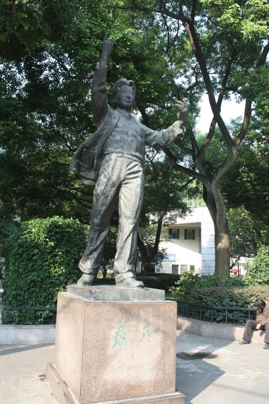 [Hai Streets] Walking through time: Huaihai Road's quiet architects of history