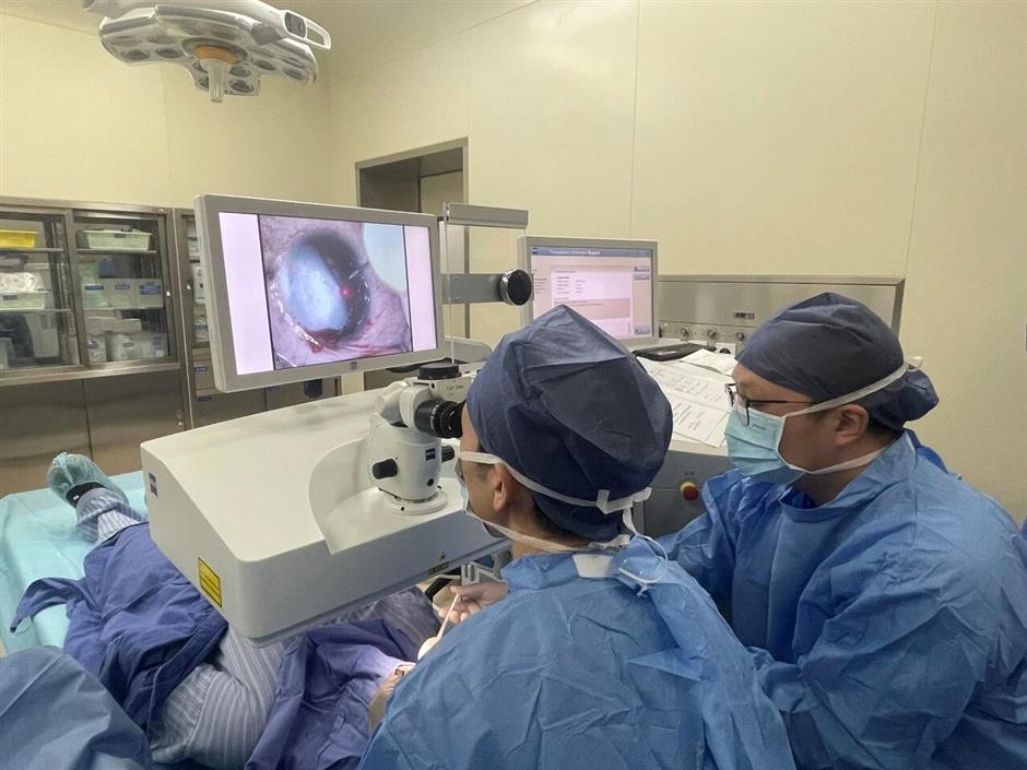 [China Tech] FDA Clears Gene-Editing Trial for Corneal Dystrophy at Fudan University Hospital