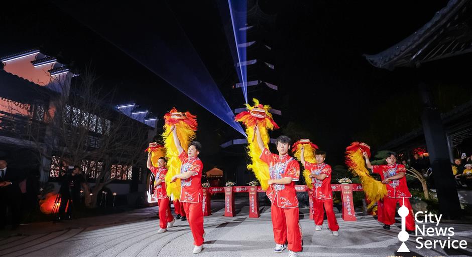Lantern and Light Shows: Shanghai's Spring Festival Celebrations Kick Off