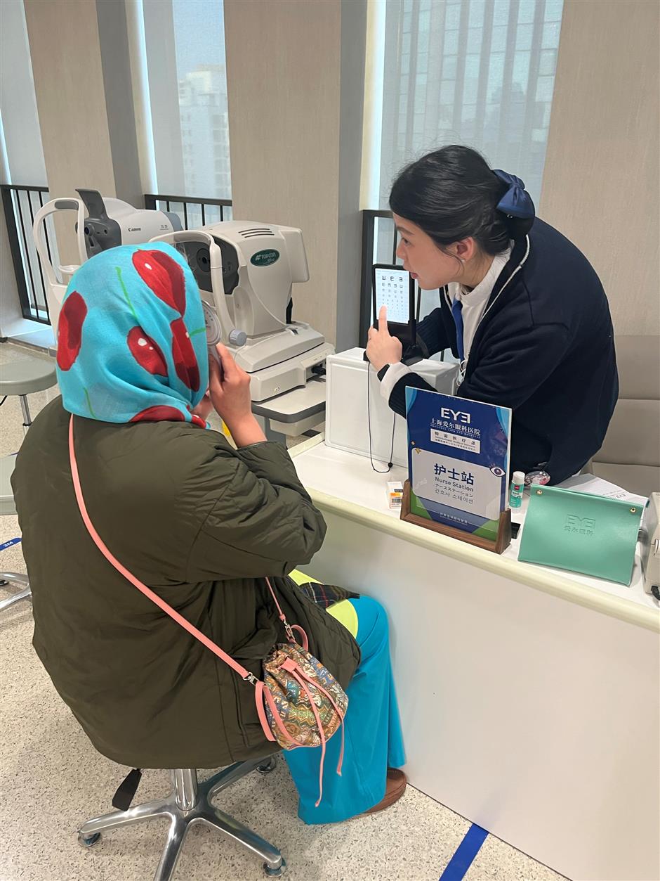 [Exats & Ailments] Dubai Woman Regains Clear Vision Through Advanced Surgery During Shanghai Trip