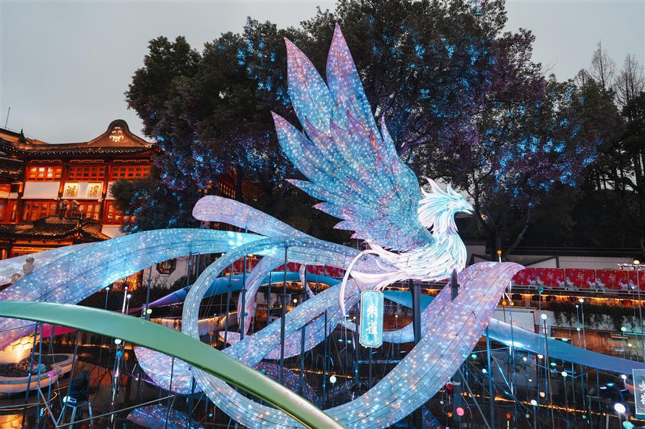 Yuyuan Garden Lantern Festival shines brighter than ever with an extended route