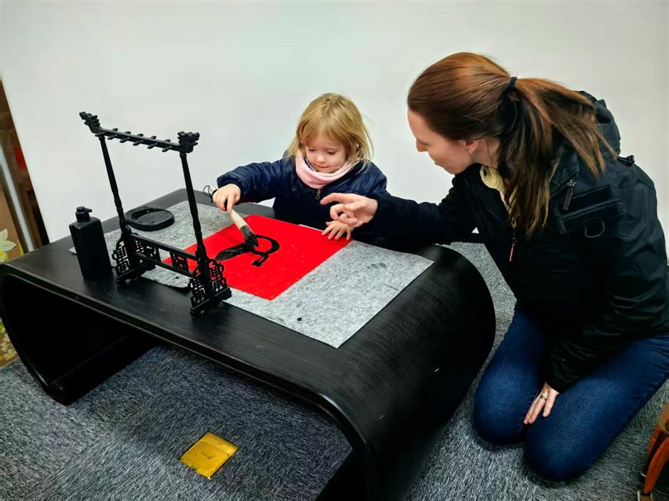 Expat Families Get a Taste of Chinese New Year at Huacao Carnival