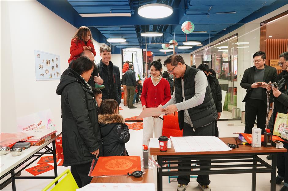 Expat Families Get a Taste of Chinese New Year at Huacao Carnival