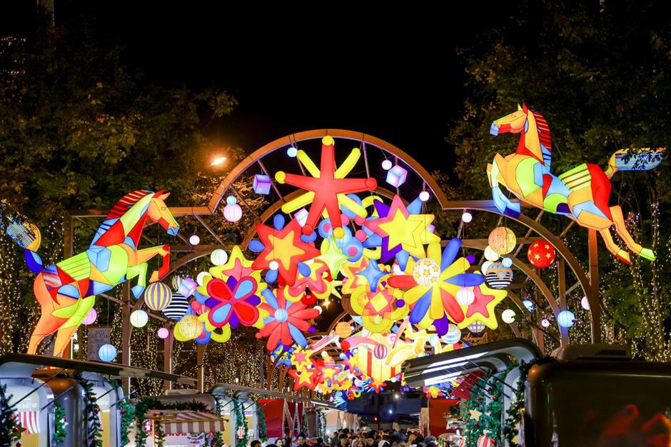 2026上海豫园灯会盛大启幕!点亮