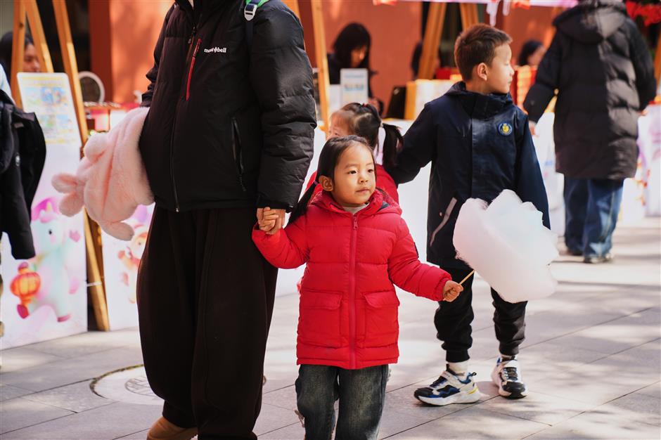Expat Families Get a Taste of Chinese New Year at Huacao Carnival