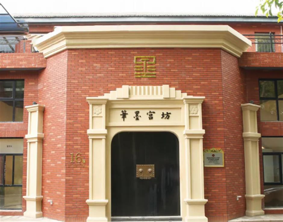 写春联、剪窗花、猜灯谜、制花灯......上海邀你沉浸式过年!|旅选上海,超级新春