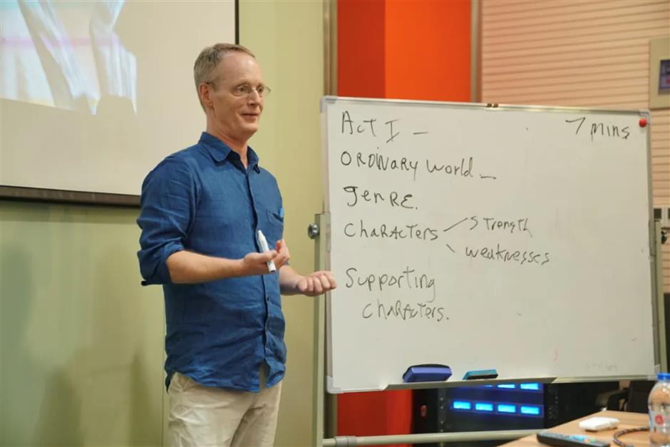 Dean Burns, Script Doctor Who Found China on a Whiteboard, Dies at 64