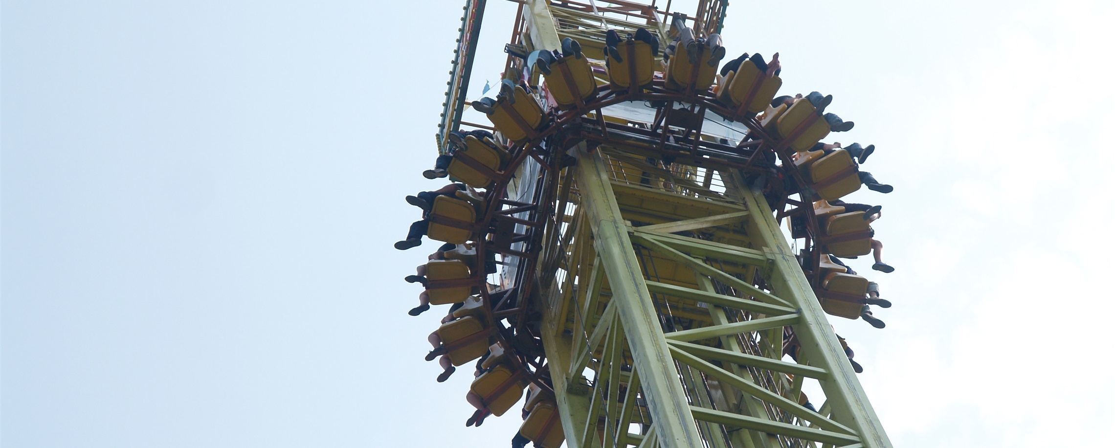 Roller-Coaster Week: Shanghai Braces for Highs and Freezing Lows