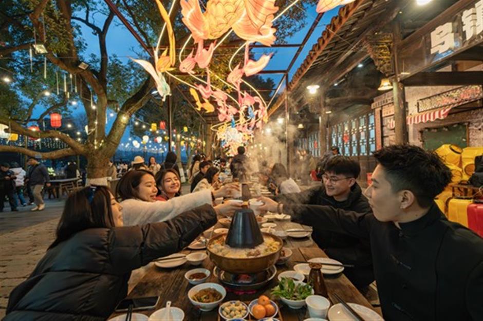 Water Town Wuzhen to Host 'Lucky From Horse' New Year Celebrations