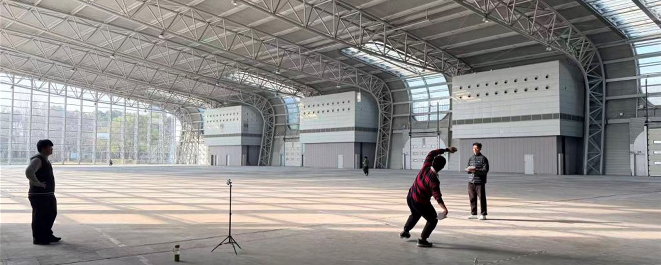 Chinese Teens Set Paper Plane World Record, Nearing 100 Meters