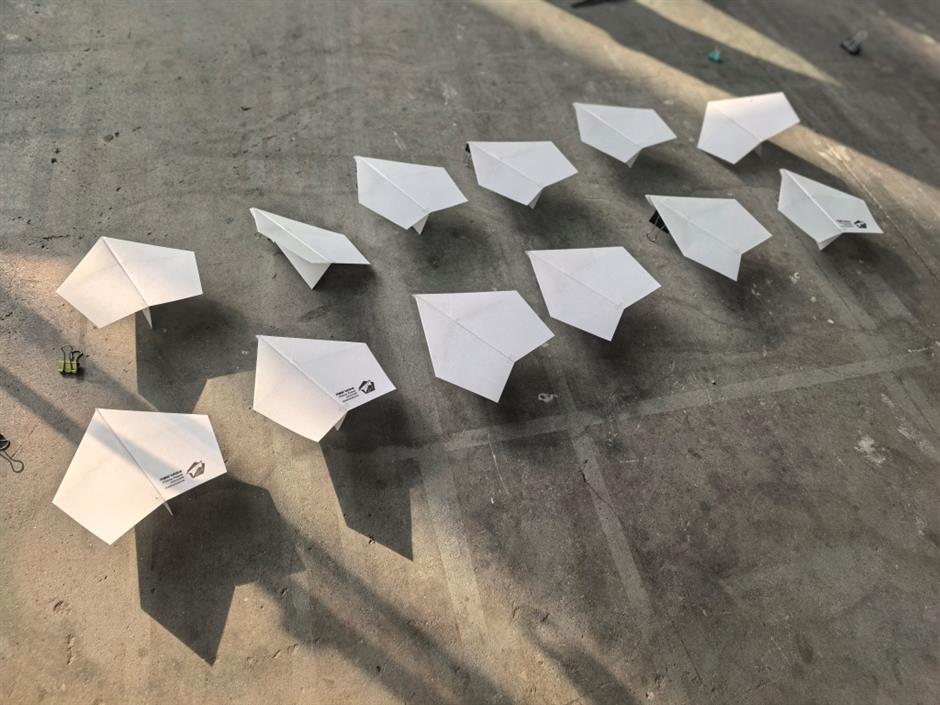 Chinese Teens Set Paper Plane World Record, Nearing 100 Meters