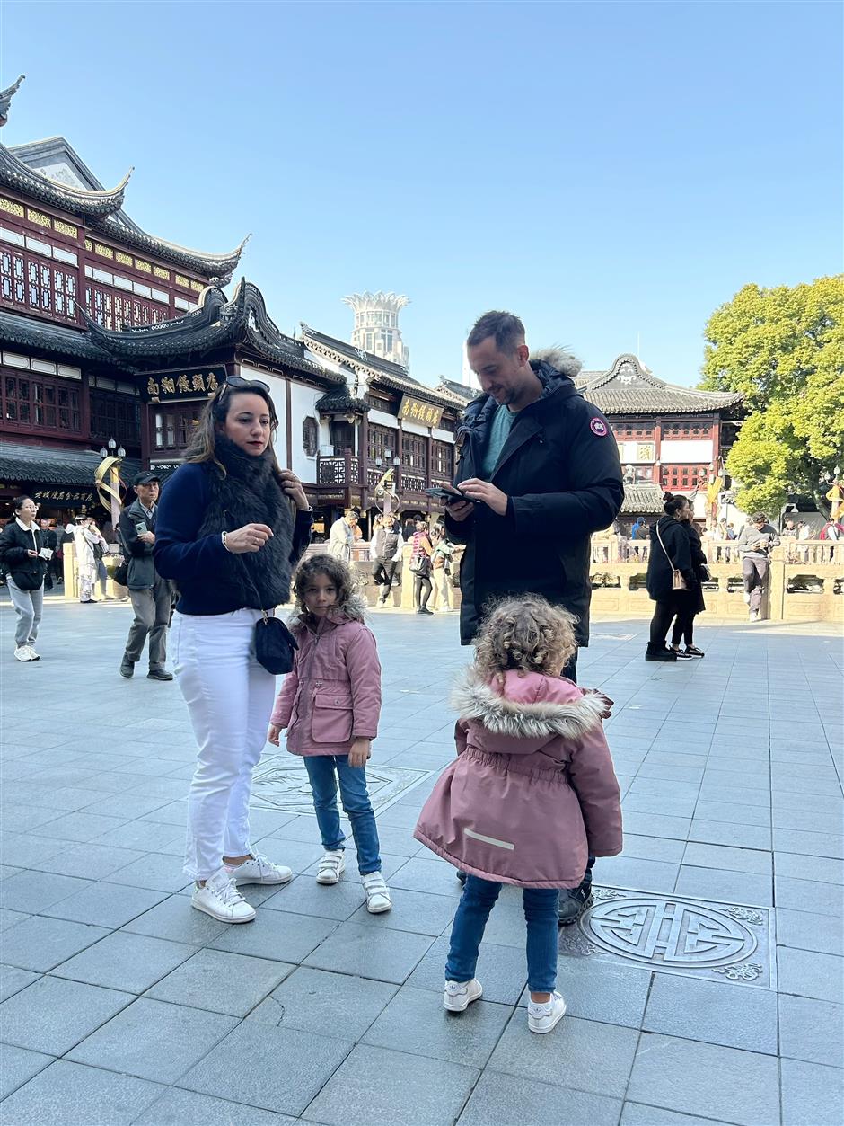 [Hai Streets] Gardens, Snacks, Tea Houses and More at Yuyuan