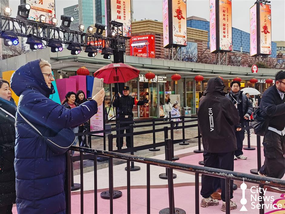 International Tourists Flocking to China for Spring Festival