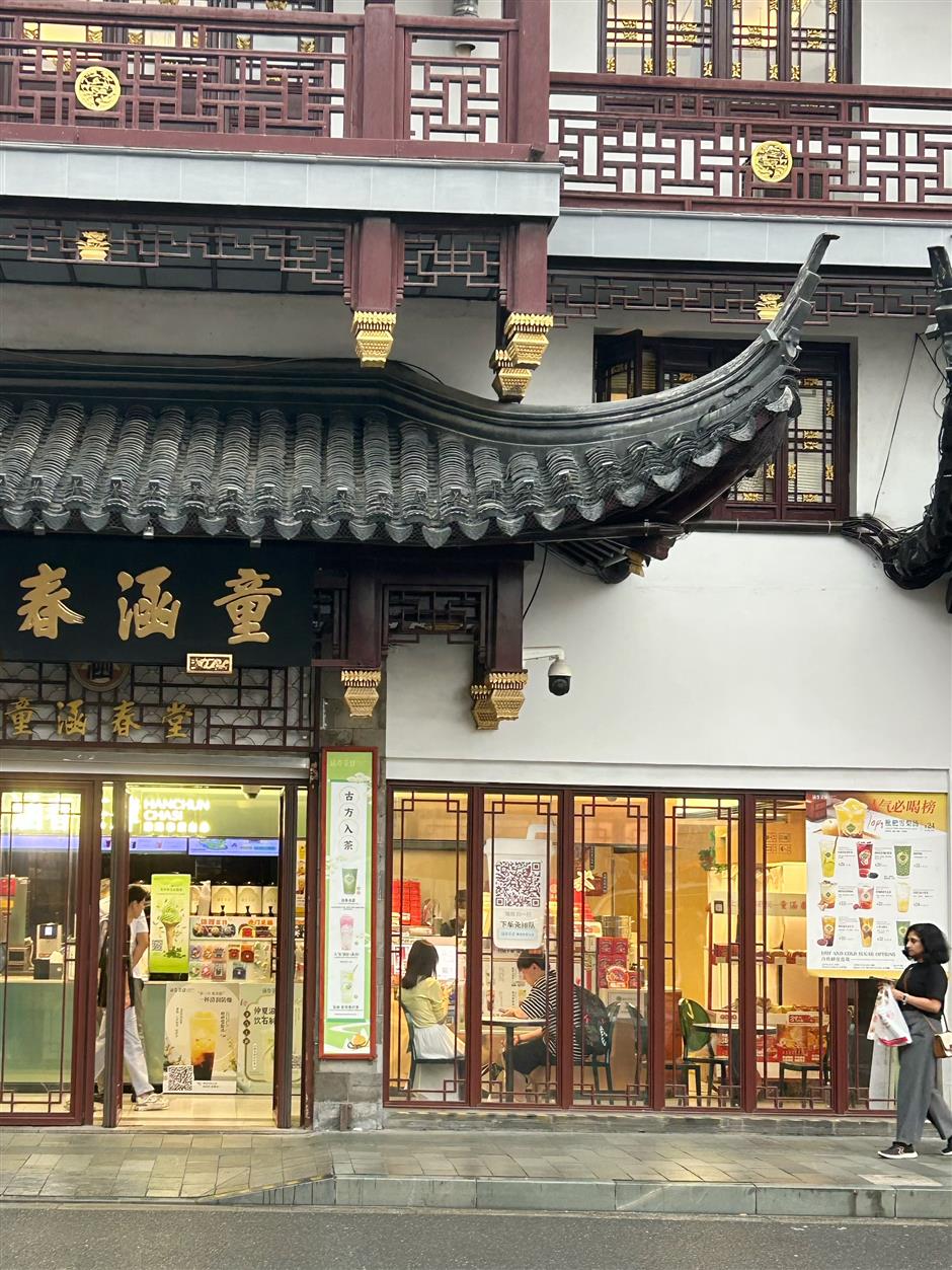 [Hai Streets] Gardens, Snacks, Tea Houses and More at Yuyuan