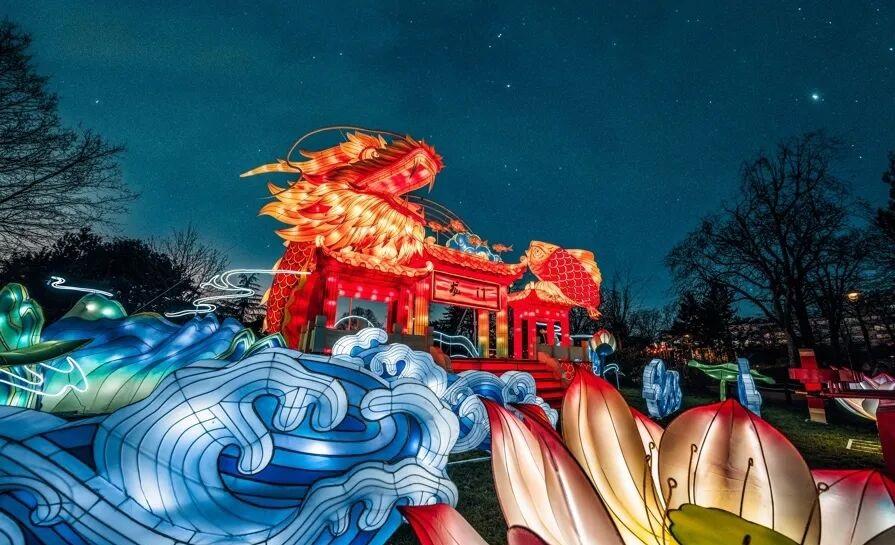 [Hai Streets] The 30-Year Evolution of Yuyuan's Lantern Festival