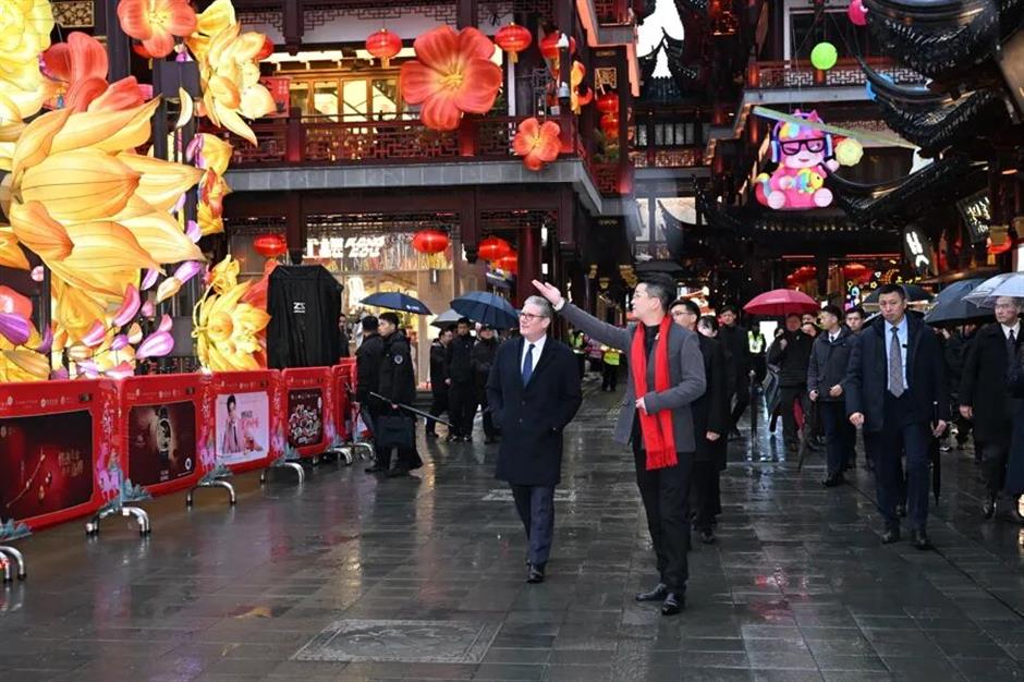 [Hai Streets] The 30-Year Evolution of Yuyuan's Lantern Festival