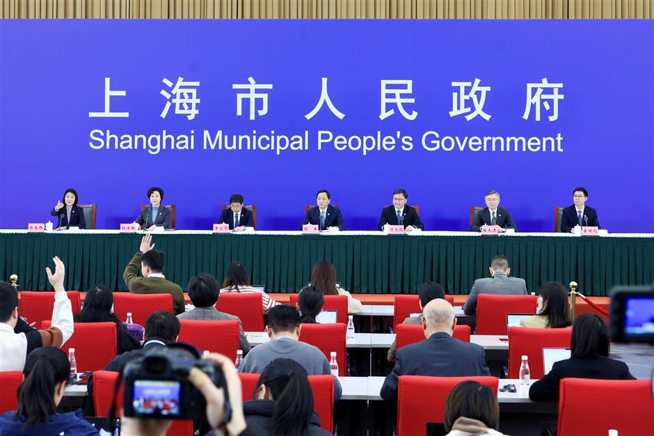 Shanghai to Turn Foreign Investors' 'Wish List' into 'Service List'