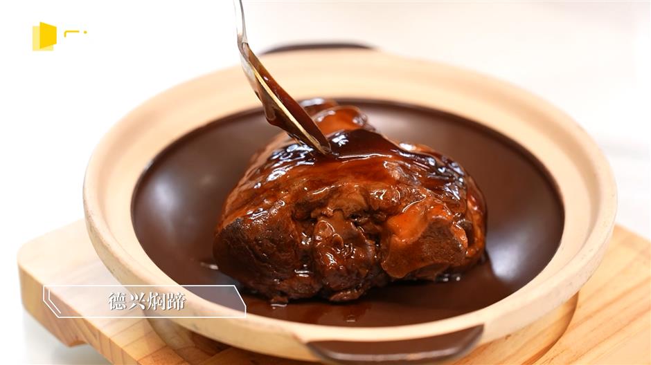 [Hai Streets] The Big Guide on What To Eat at Yuyuan Garden