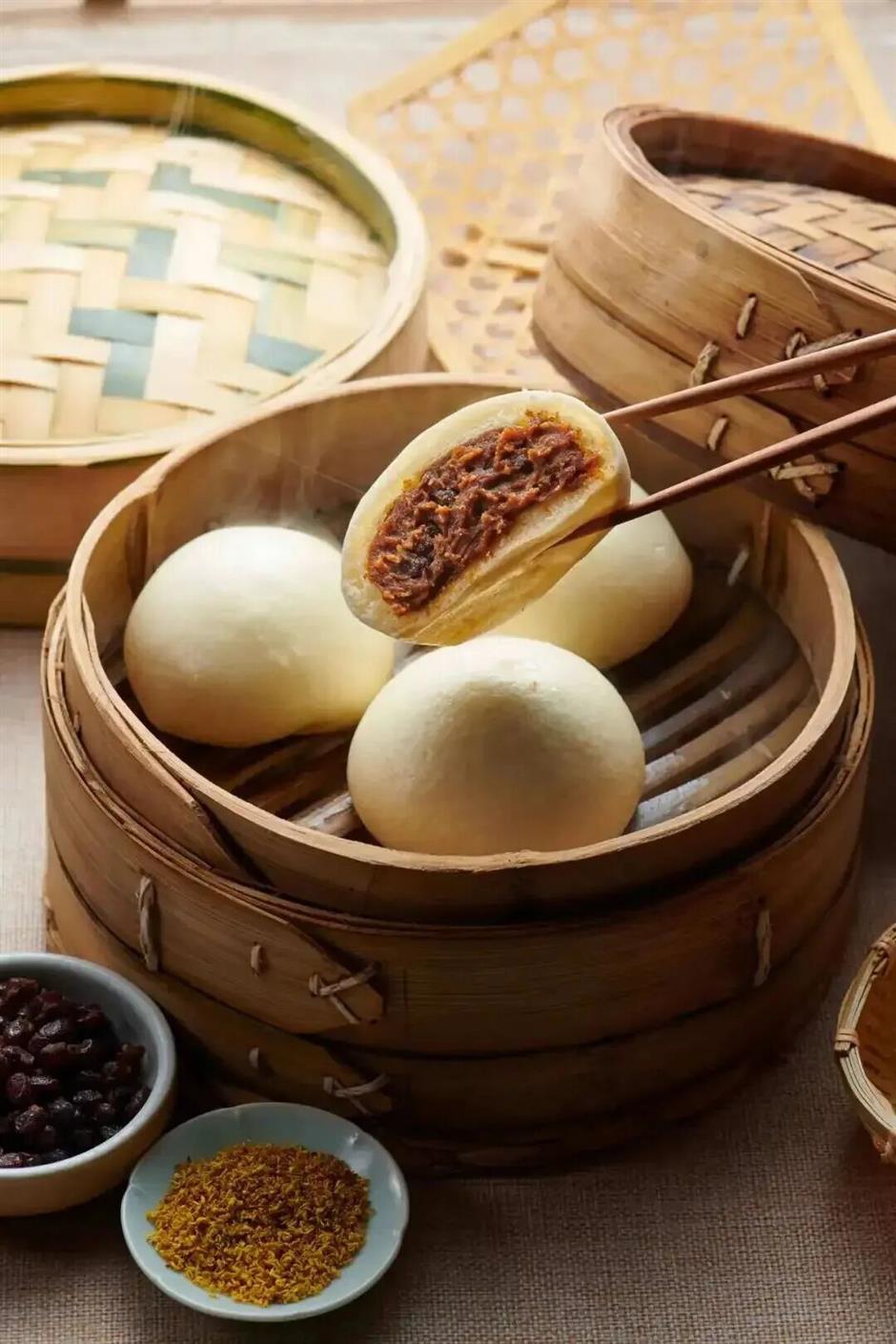 [Hai Streets] The Big Guide on What To Eat at Yuyuan Garden