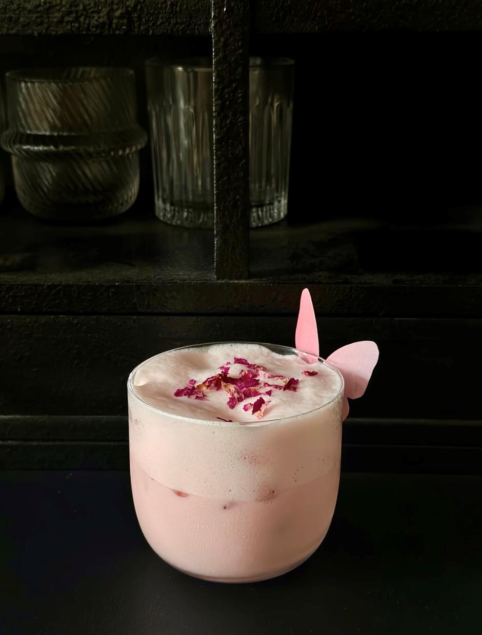 Cozy Up with These Delicious Winter Warmers – Save This!