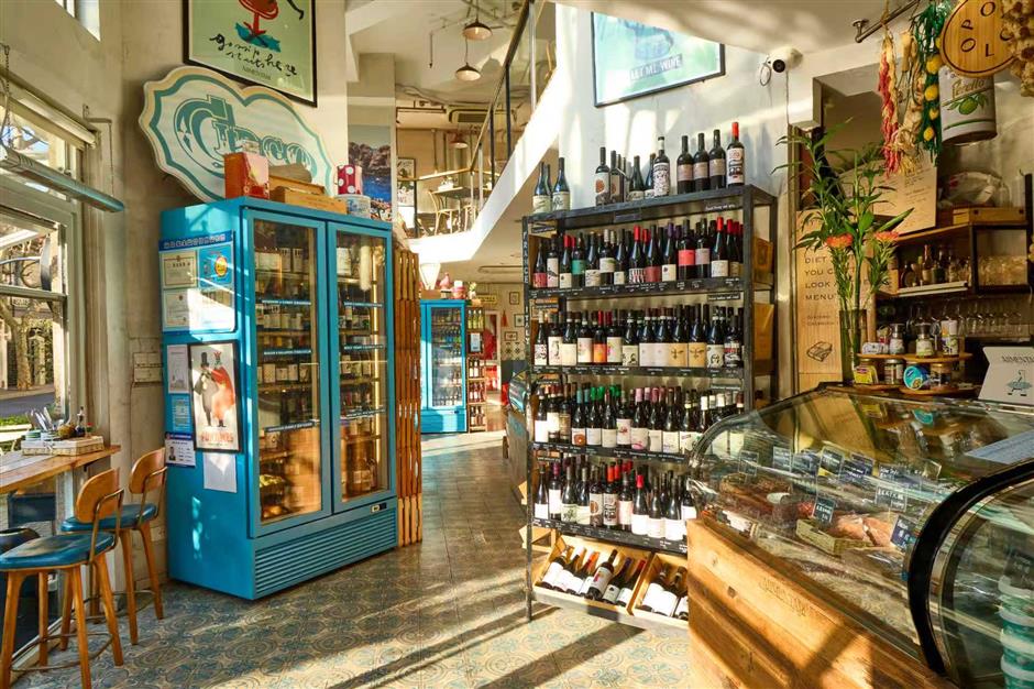 [Hai Lights] 30 Places Open During CNY for Food, Drink & Dancing